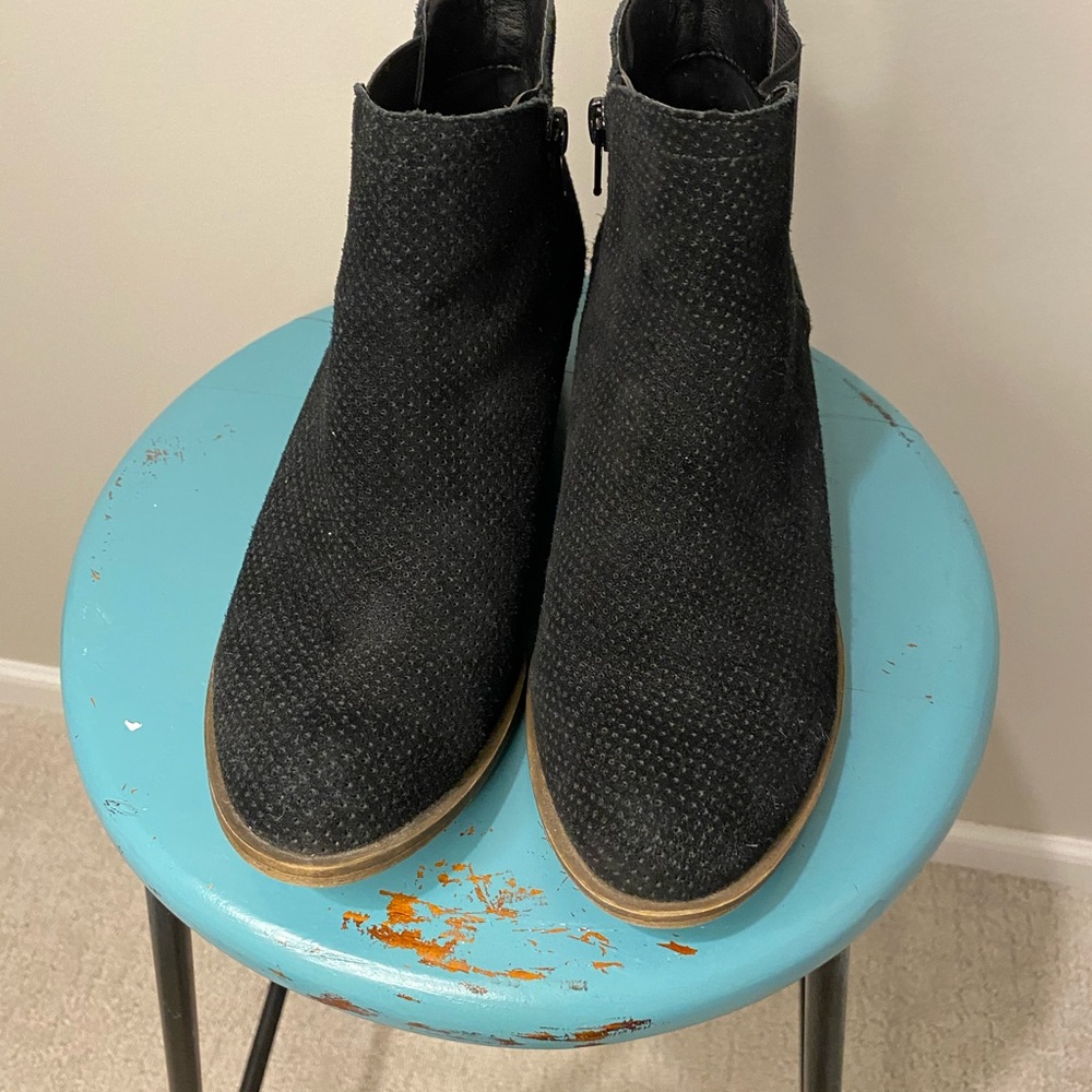 Kensie - Gallagher Ankle Booties - Size 7
